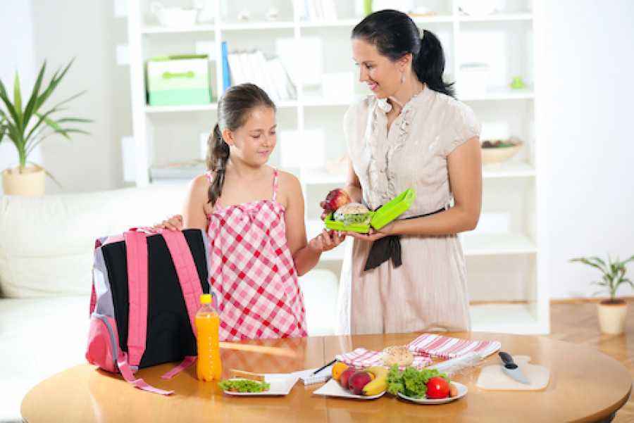 Rekomendasi Bekal Sekolah untuk Temani Si Kecil Belajar