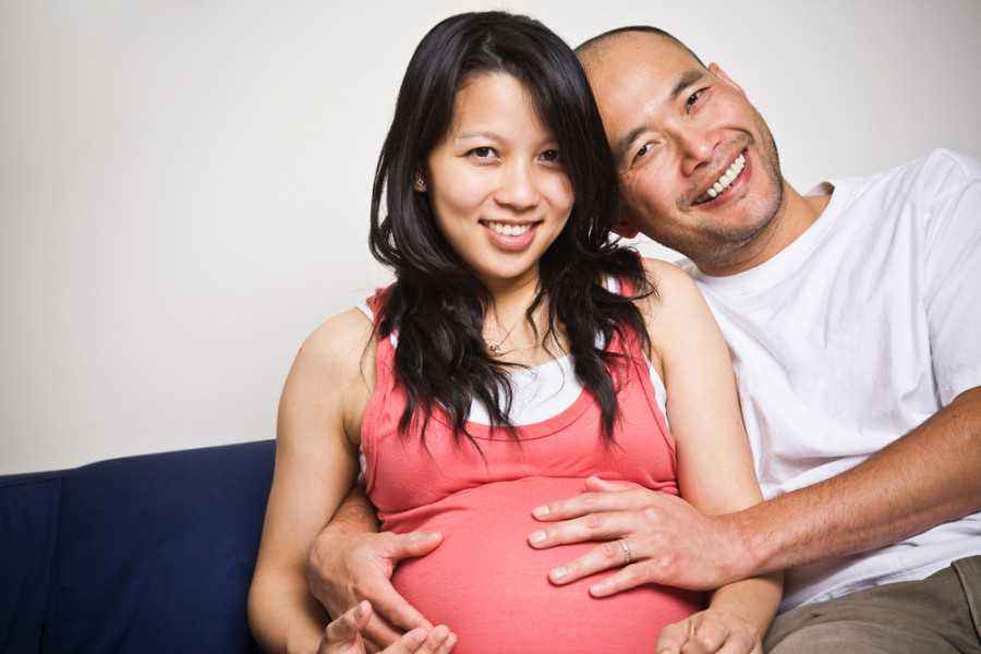 5 Cara Seru Menyampaikan Kabar Kehamilan 