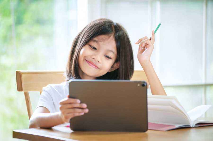 [8 Cara Belajar] yang Efektif untuk Anak Selama di Rumah
