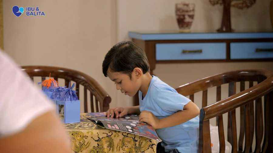 Membuat Anak Lancar Membaca | 3 cara mudah membuat anak gemar membaca Membuat Anak Lancar Membaca | 3 cara mudah membuat anak gemar membaca