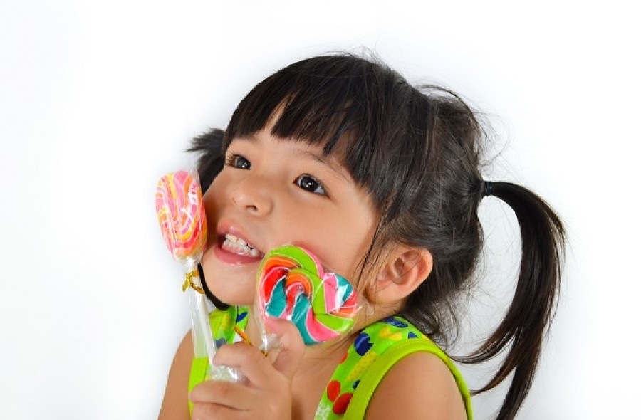 Bu, Ketahui Batas Aman Konsumsi Gula Per Hari untuk Anak